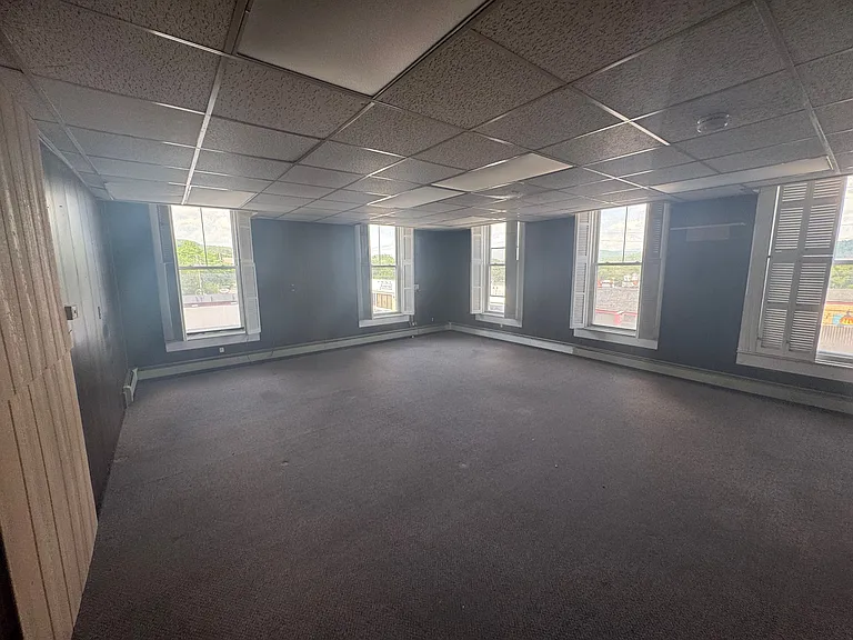 177 S Main St #21 — Photo 3