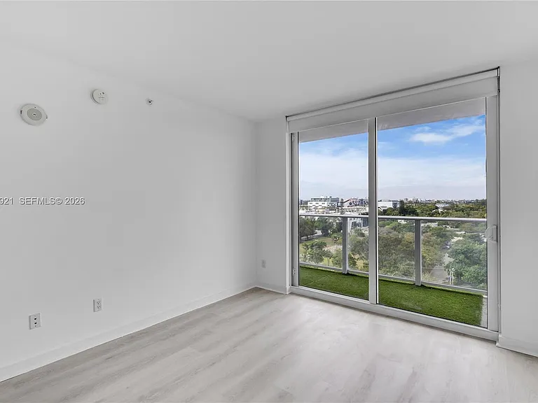 4250 Biscayne Blvd #914 — Photo 9