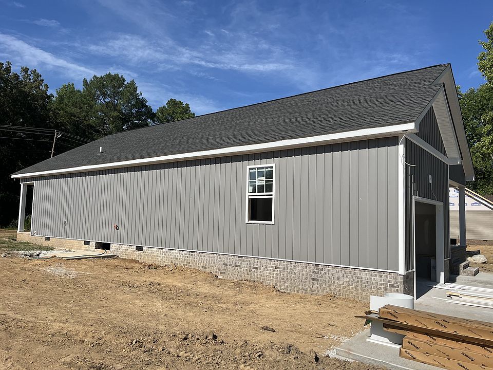 2nd image of 107 Oak Park Dr Lot 5