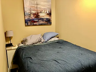 Rented by R New York