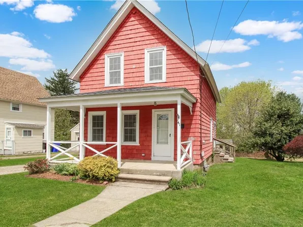 41 Clark St, Westerly, RI 02891