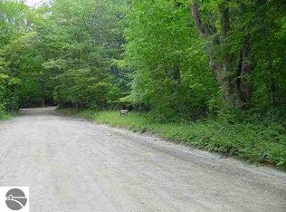 4 Miller Hill Rd, Glen Arbor, MI 49636