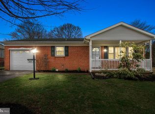 660 S Pleasant Ave, Dallastown, PA 17313