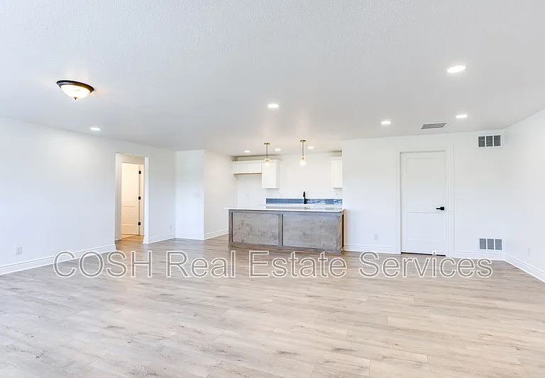 459 S Stoney Creek St — Photo 21