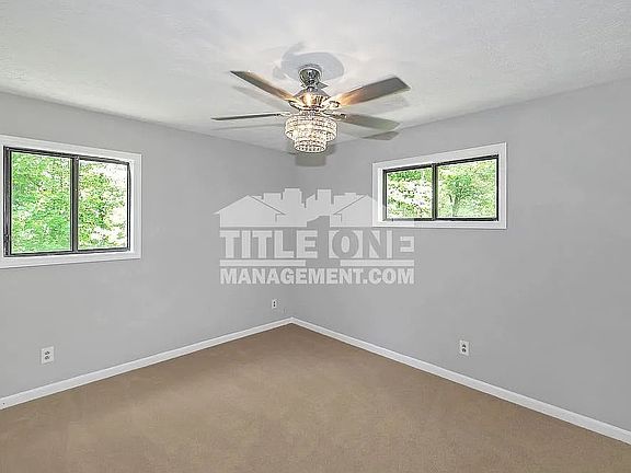 3rd image of 3860 Hanover Ct