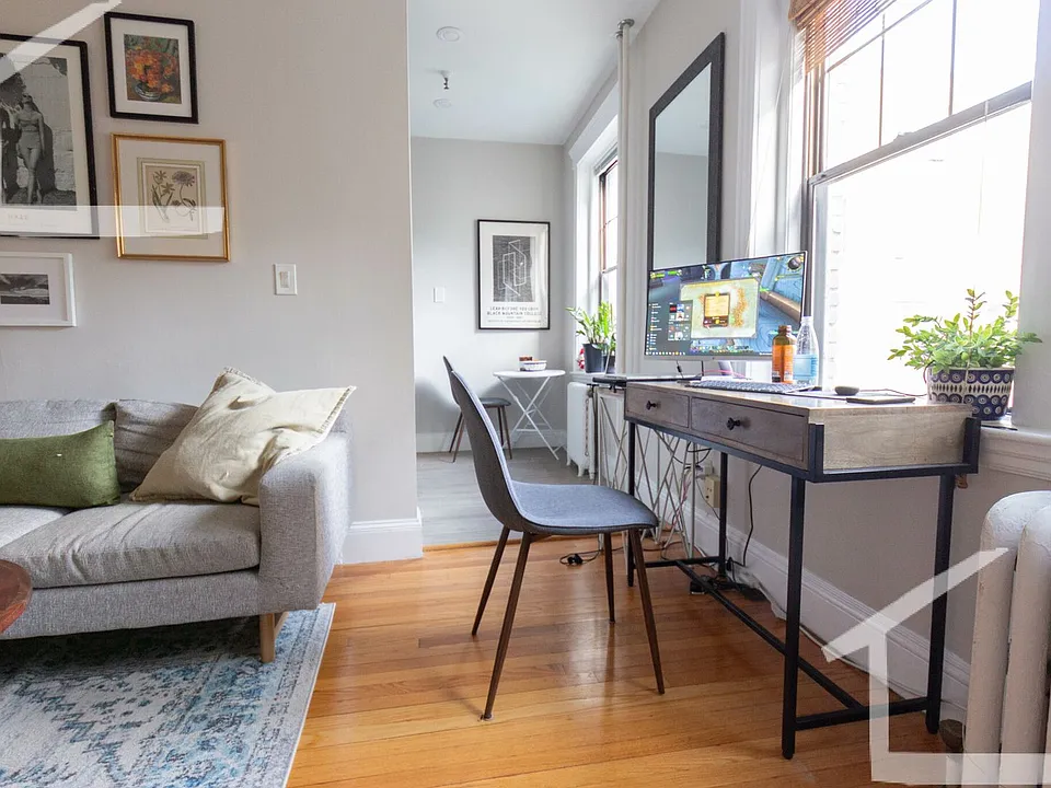 374 Chestnut Hill Ave #37