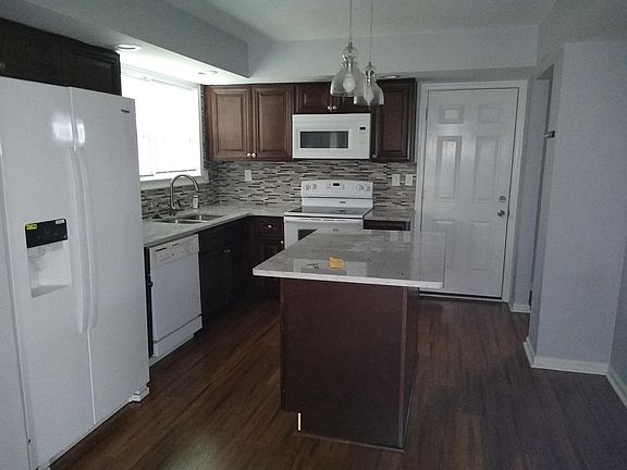 5th image of 1108 Voss Ct #1