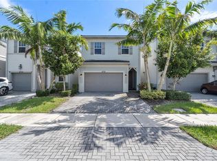 4734 NW 48th Ter, Tamarac, FL 33319