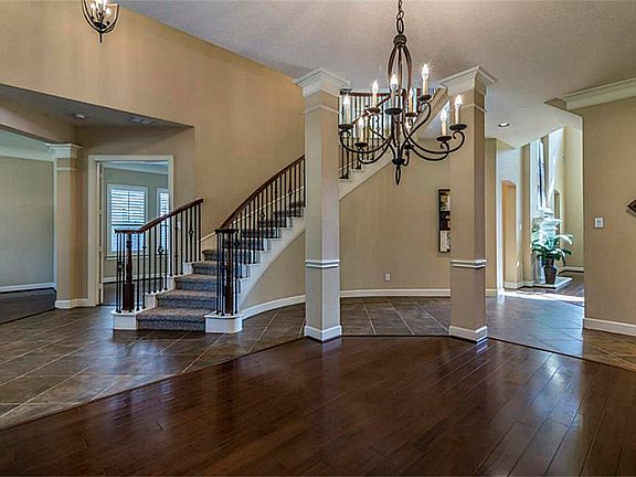 4th image of 2525 Pebble Lodge Ln