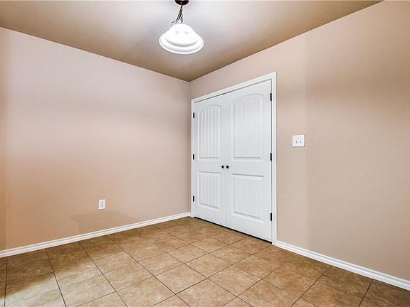 3rd image of 6452 Gregg Rd