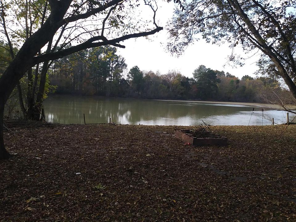 2nd image of 6676 Saint Elmo Rd