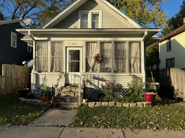 504 5th Ave, Aurora, IL 60505