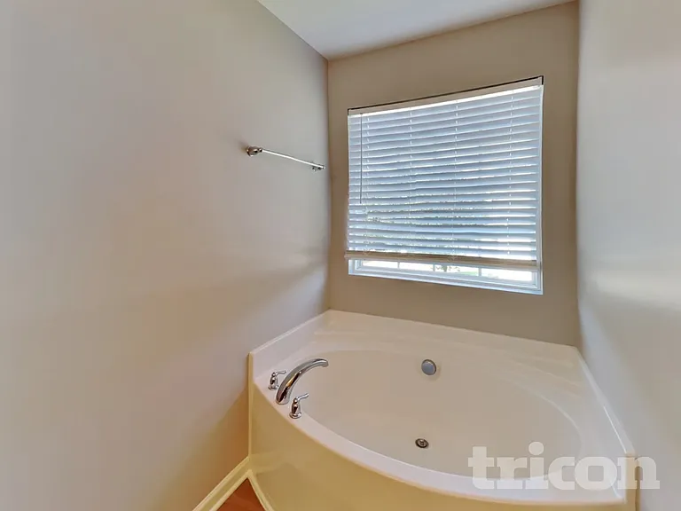 2345 Waverly Crossing Rd — Photo 8