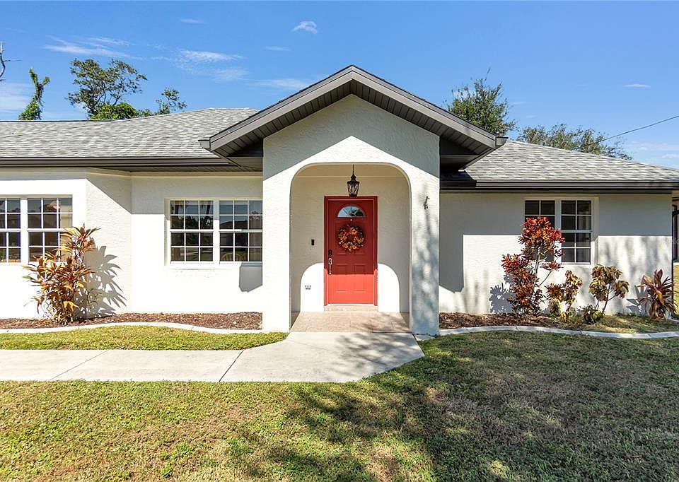 1st image of 20166 LORENZO AVENUE