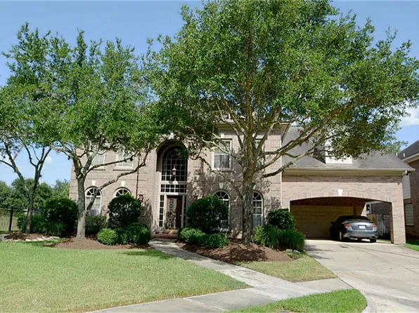 1914 Arbor View Ct, Sugar Land, TX 77479