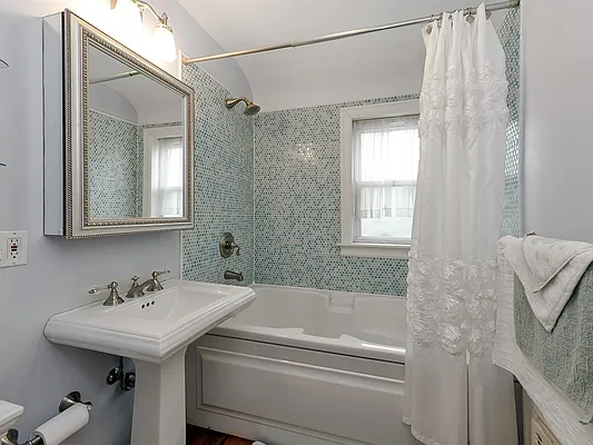 Sold by Exit Kingdom Realty | media 18