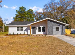 104 Loblolly Dr, Moncks Corner, SC 29461