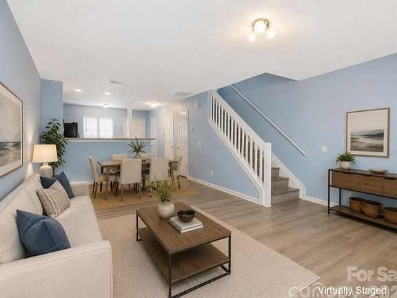 4th image of 3259 Blythe Ridge Ct