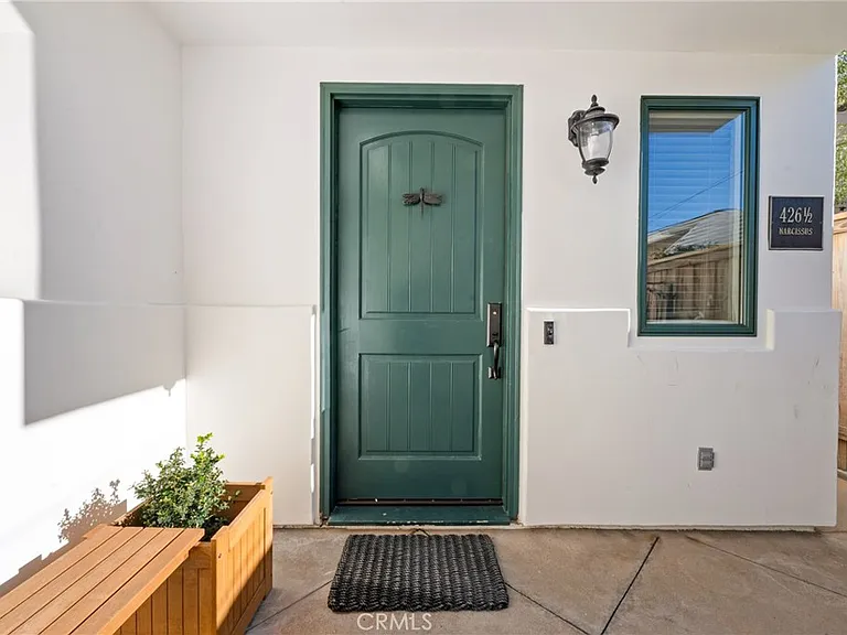 426 1/2 Narcissus Ave #1/2 — Photo 26