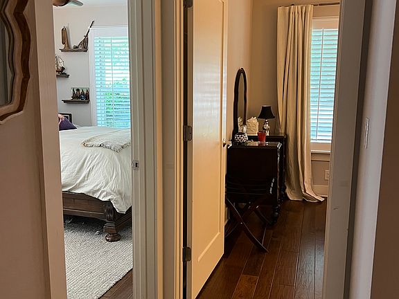 5th image of 3006 Pinecrest Dr