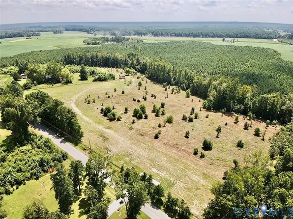 71-22 Rainey Rd, Dinwiddie, VA 23841