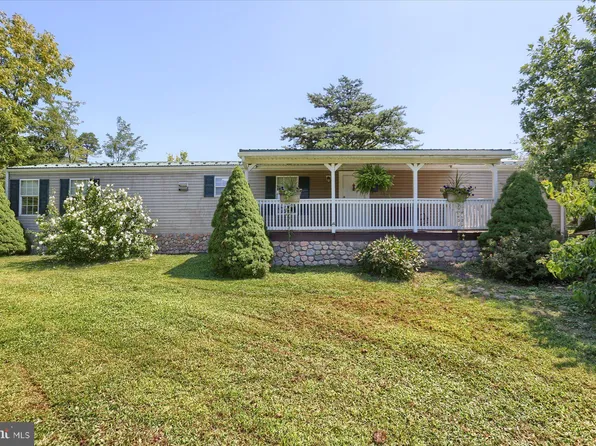 700 Penns Dr, Selinsgrove, PA 17870