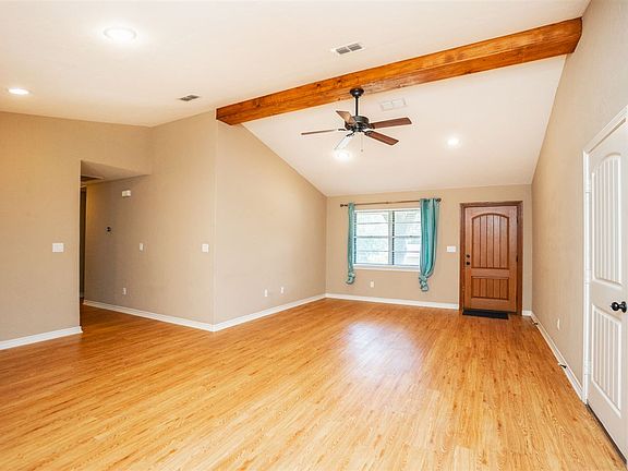 3rd image of 211 Solti Dr