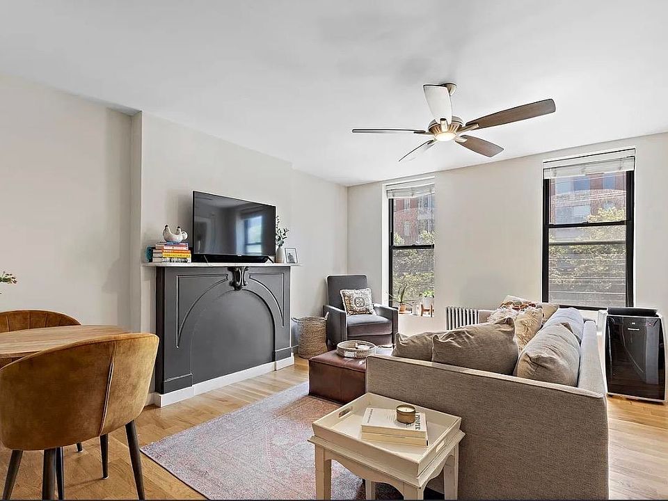 1st image of 214 Grand St APT 2