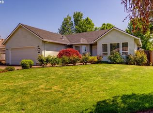 2106 Nugget Ln, Newberg, OR 97132