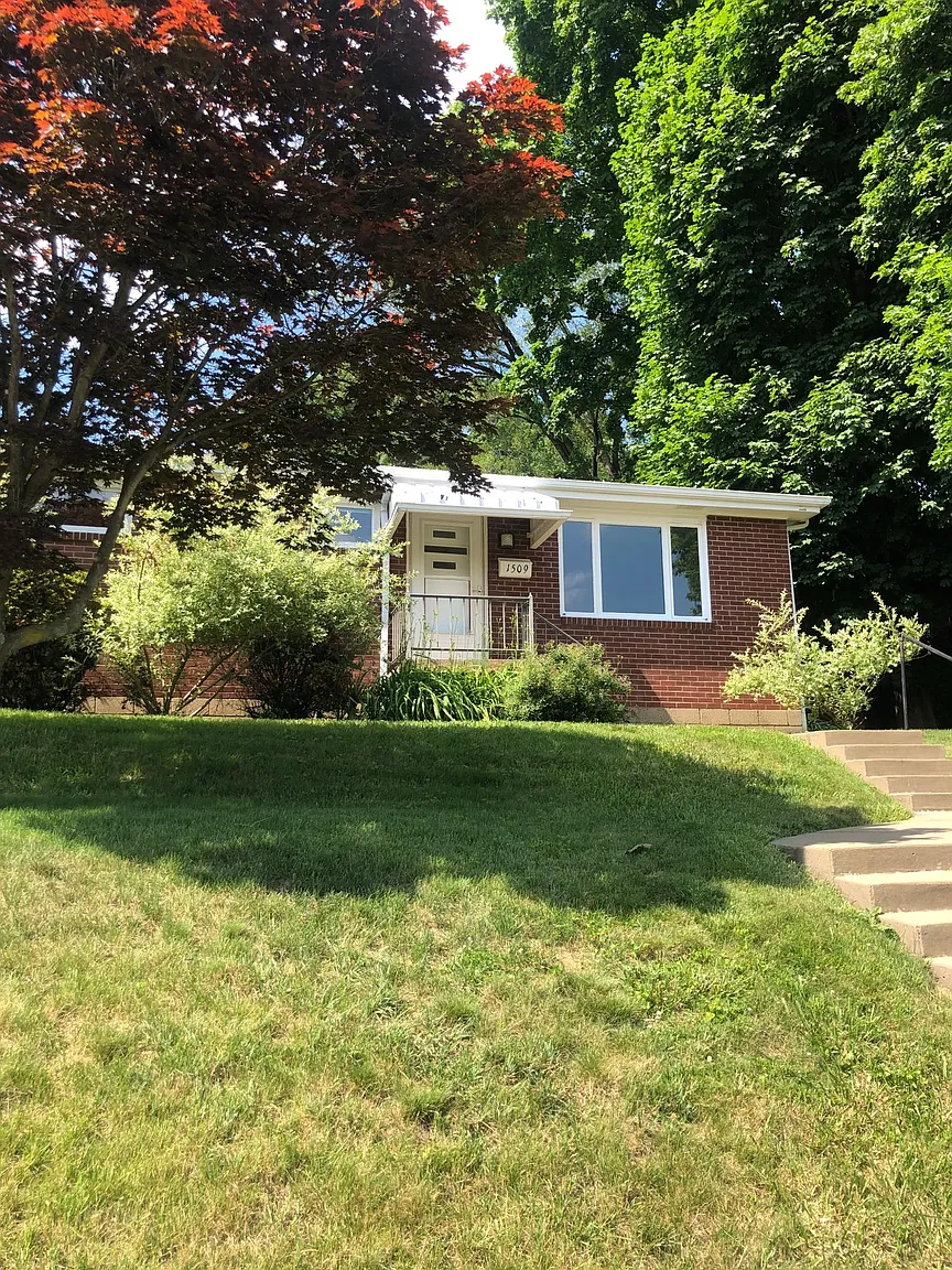 1509 Beech St photo 1