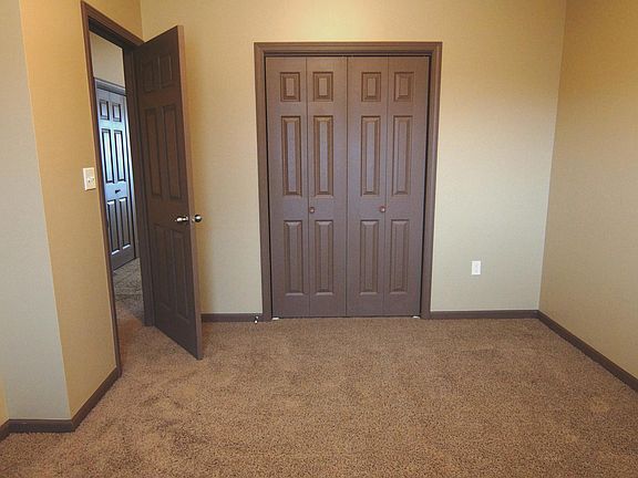 4th image of 4493 S 27th St #16