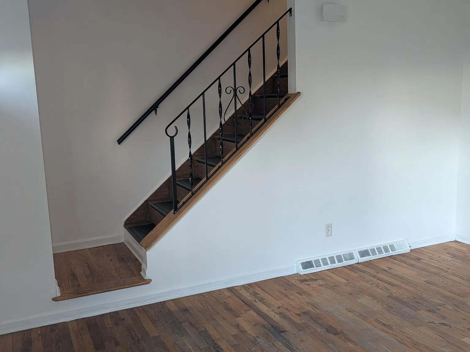 535 W Highland Ave — Photo 4