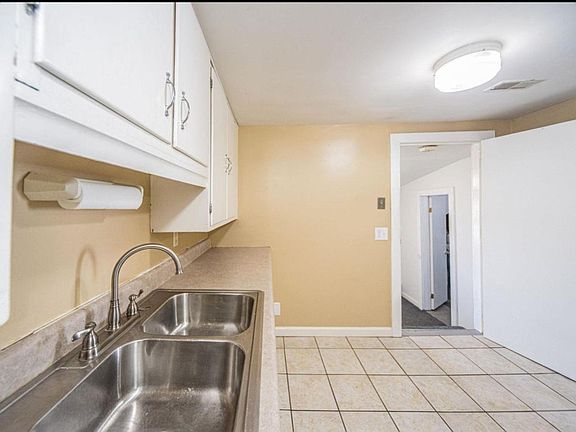 5th image of 4441 Benton Rd