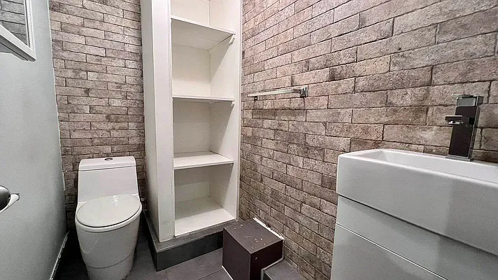 Rented by Prime America Real Estate Inc | media 29