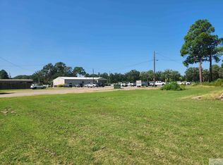 4 Oak Grove Pl, New Boston, TX 75570