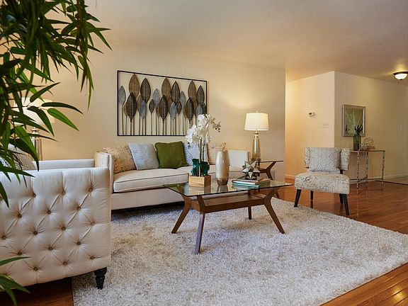 5th image of 1040 Durness Pl