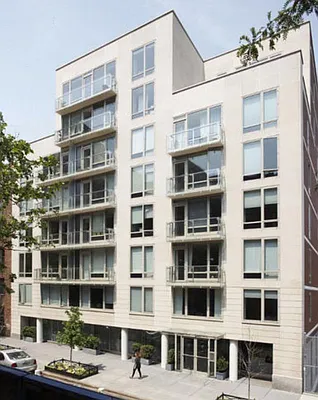Sold by R New York | media 1