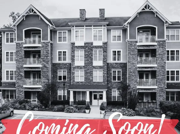 17 Clay Lodge Ln Unit 404, Baltimore, MD 21228