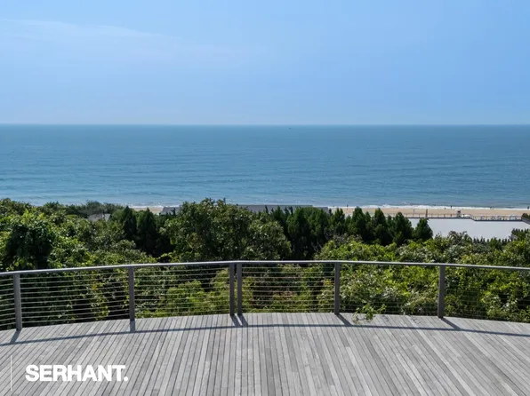 10 Maple St, Montauk, NY 11954