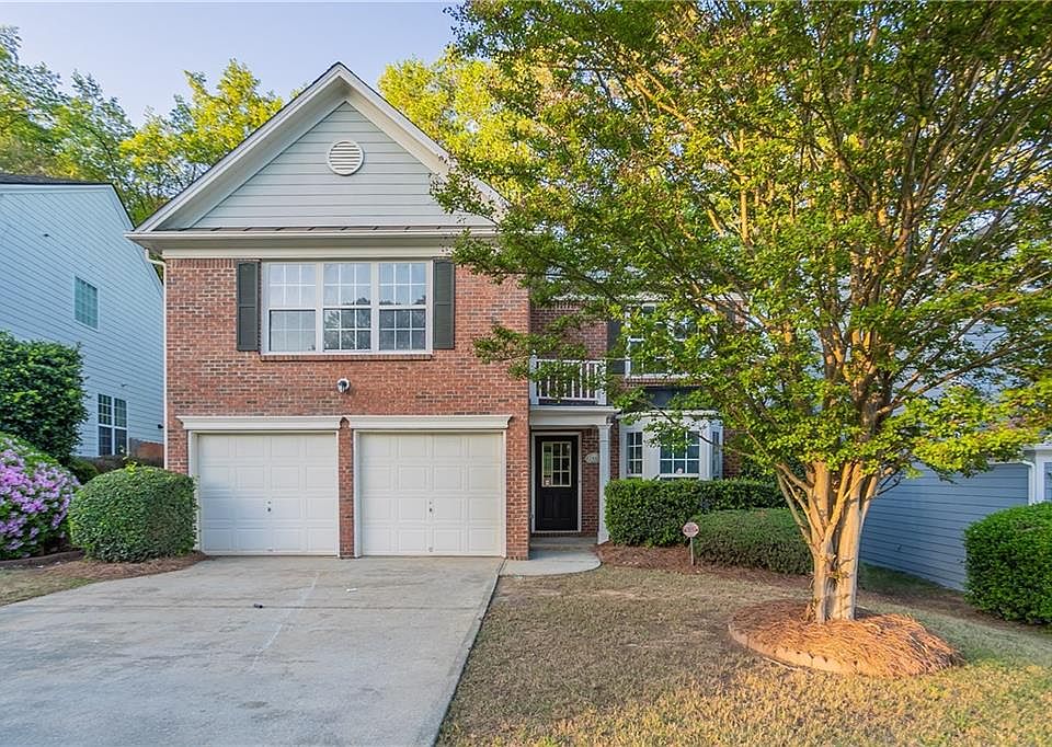 1st image of 2545 Davenport Park Dr
