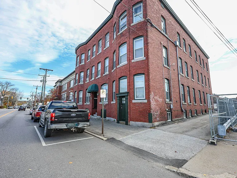 97 Bridge St #95 — Photo 23