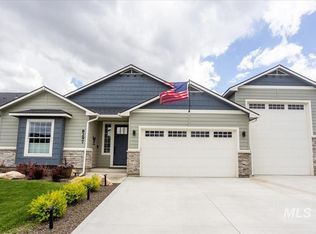 8297 E Sunray Dr, Nampa, ID 83687