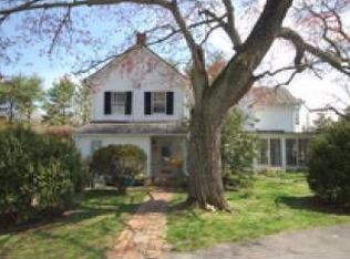 1405 S King St, Leesburg, VA 20175