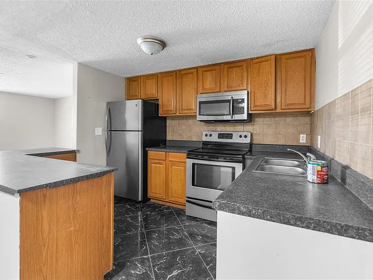 11902 Oceanside Dr — Photo 8