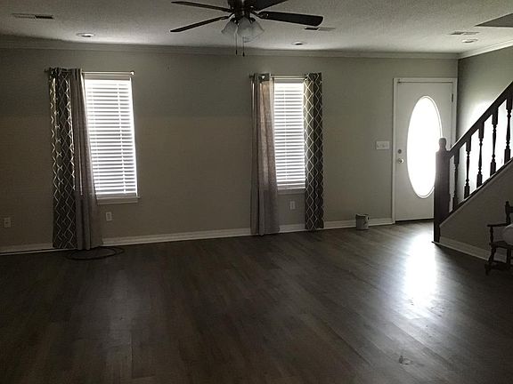 4th image of 207 Madison Ave