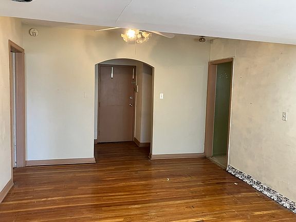 4th image of 4844 W 18th St APT 1W