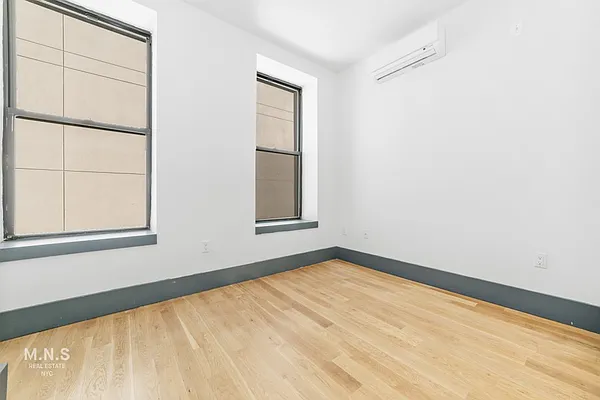 Rented by MNS | media 29