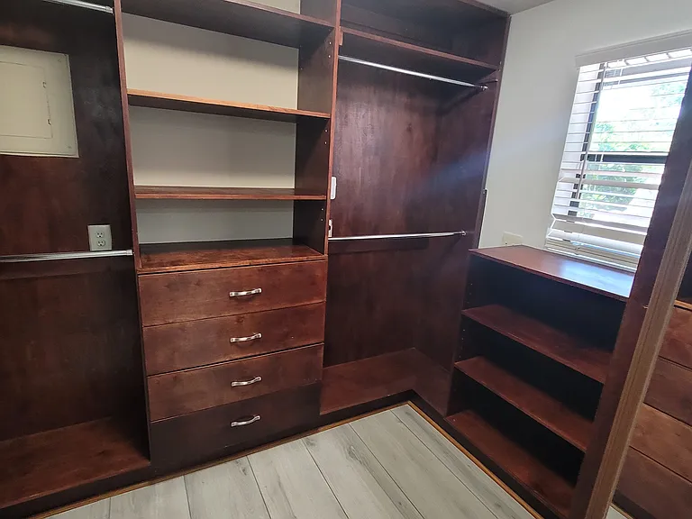 8320 Woodlake Pl — Photo 34