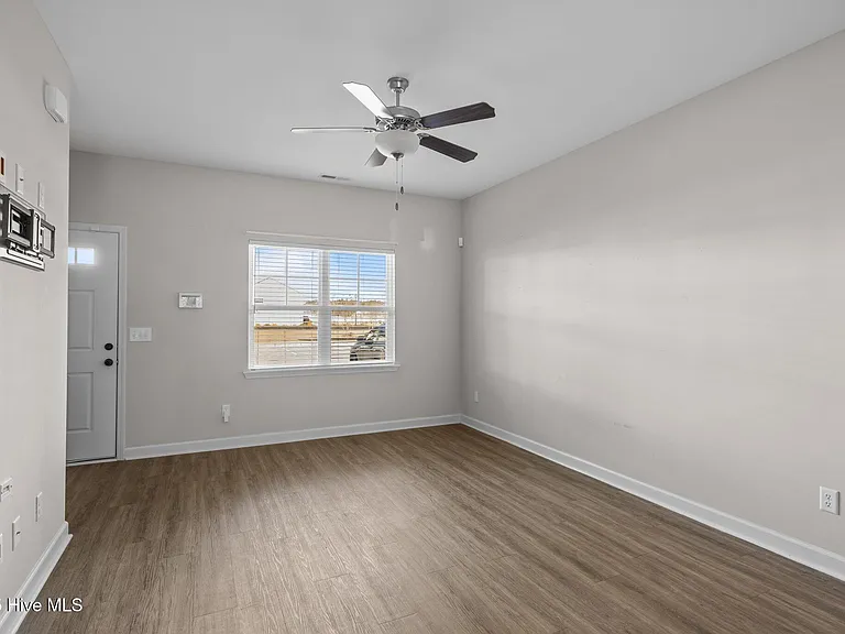 16 Catalina Cir #16 — Photo 23