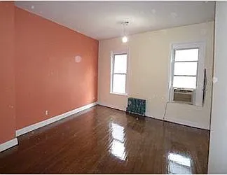 Rented by R New York